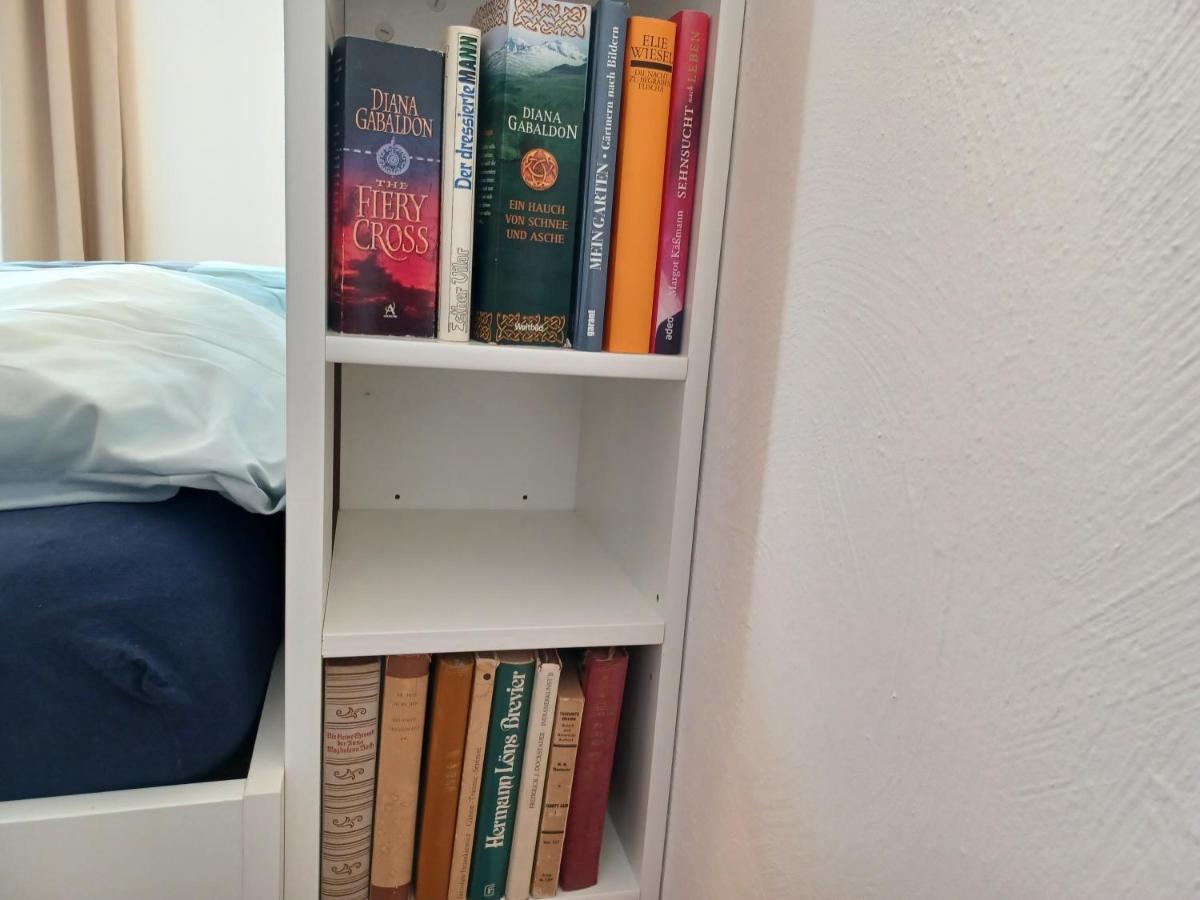 Ehemalige Bibliothek Apartment Fuer 2 Mit Kueche Kamin Netflix Parken Und Hofladen Steinhofel Extérieur photo