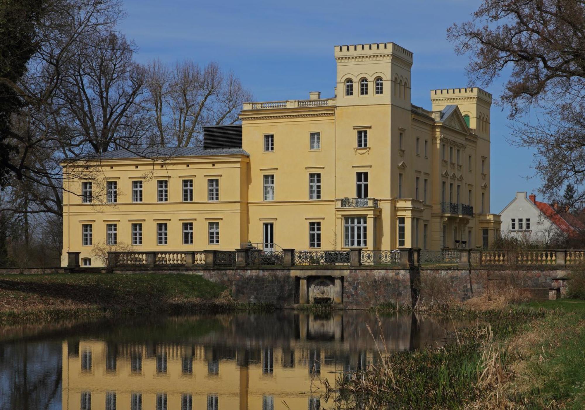Ehemalige Bibliothek Apartment Fuer 2 Mit Kueche Kamin Netflix Parken Und Hofladen Steinhofel Extérieur photo